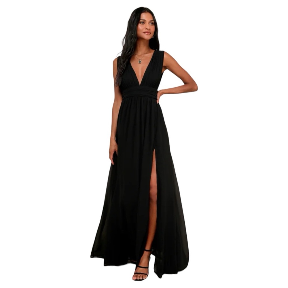 Lulu's Black Plunging V-Neck Maxi Dress with Thigh Slit